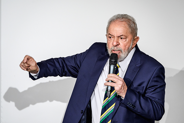 SWITZERLAND-BRAZIL-POLITICS-LULA Lula: Fachin anula decisões da Lava-Jato em ações envolvendo ex-presidente. Na imagem o ex-presidente Lula