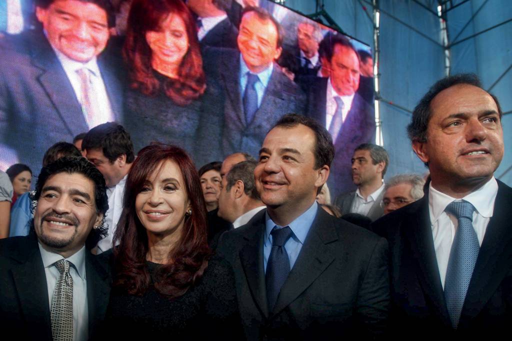 0212UPA01.jpg 0212UPA01.jpg