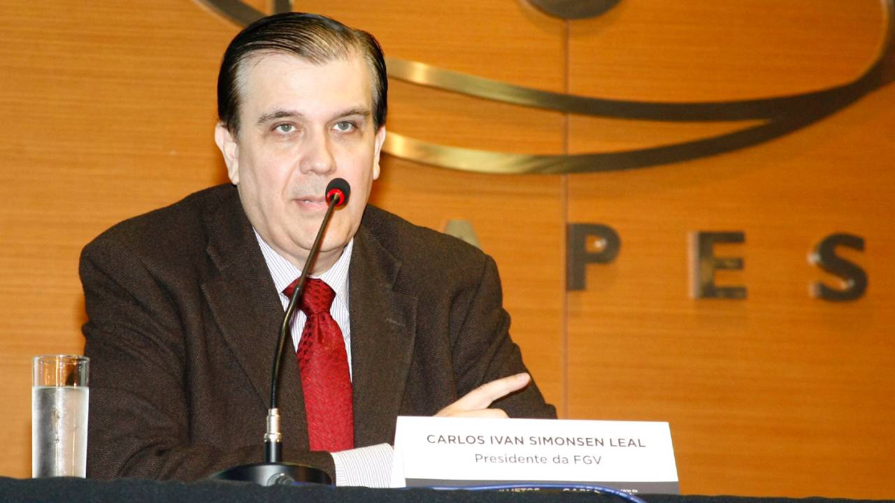 Carlos Ivan Simonsen Leal