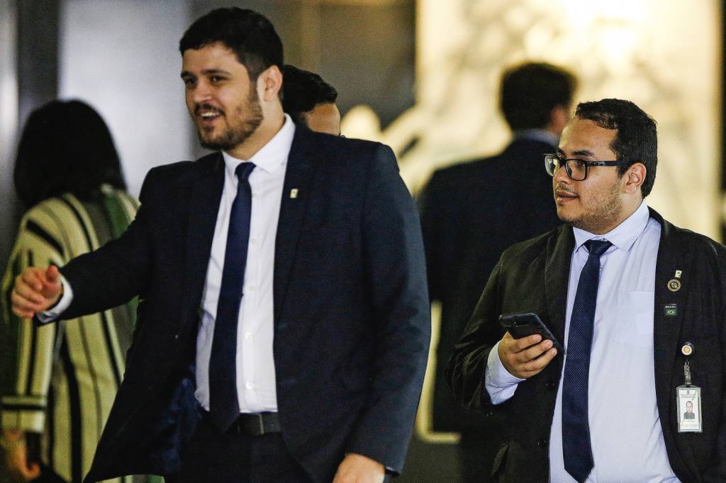 JOSE-MATHEUS-SALES-TERCIO-ARNAUD-2019-9836.jpg JOSE-MATHEUS-SALES-TERCIO-ARNAUD-2019-9836.jpg