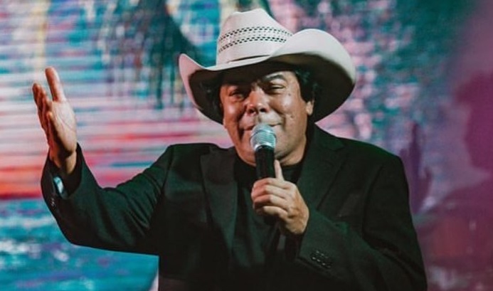Cantor Parrerito morreu aos 67 anos, de coronavírus