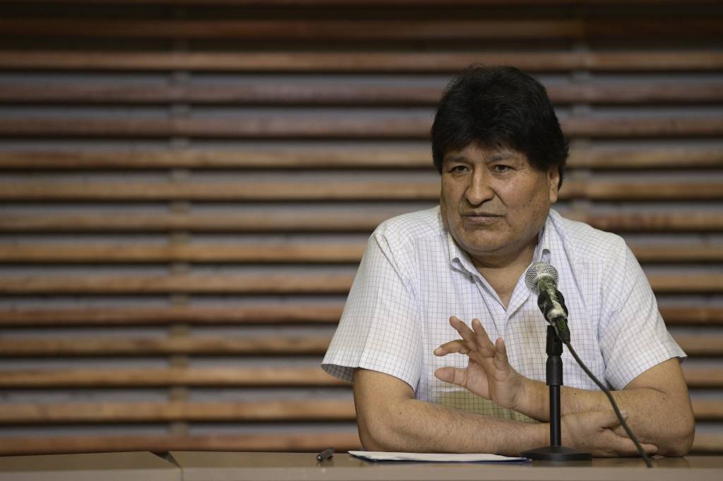 Juíza que anulou mandado de prisão contra Evo Morales é presa na Bolívia
