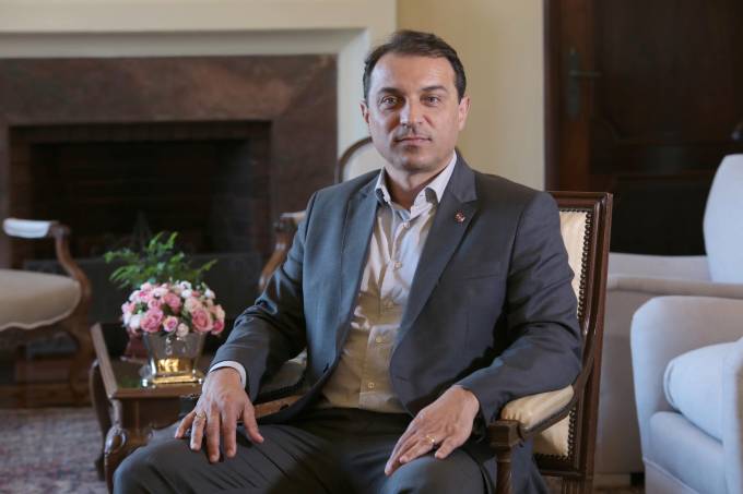 PF apura disseminação de notícias falsas sobre candidato à reeleição em SC