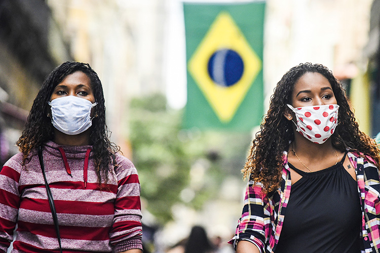 Coronavirus claims over 1,900 lives in Brazil, Mexico COMPULSÓRIO - Máscara e distanciamento: armas de cuidado permanentes -