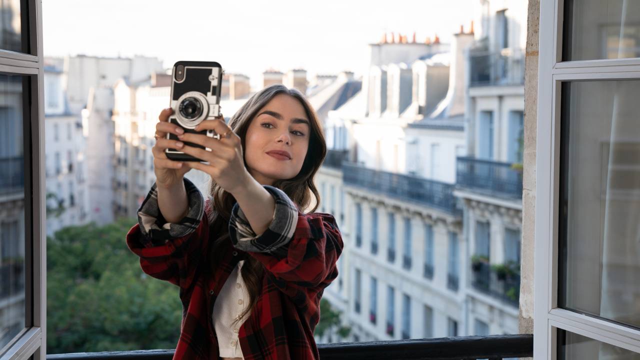 Cena da série da Netflix 'Emily em Paris'