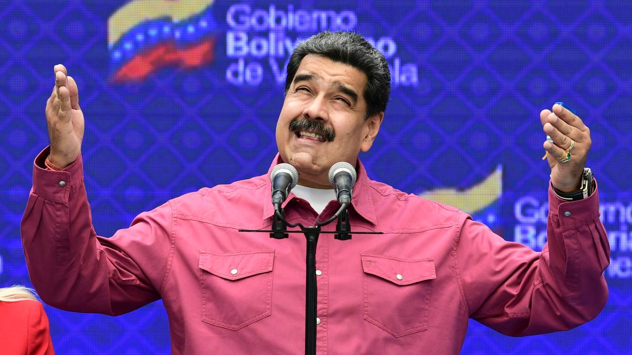 Nicolás Maduro faz pronunciamento à imprensa após votar em Caracas - 06/12/2020 -