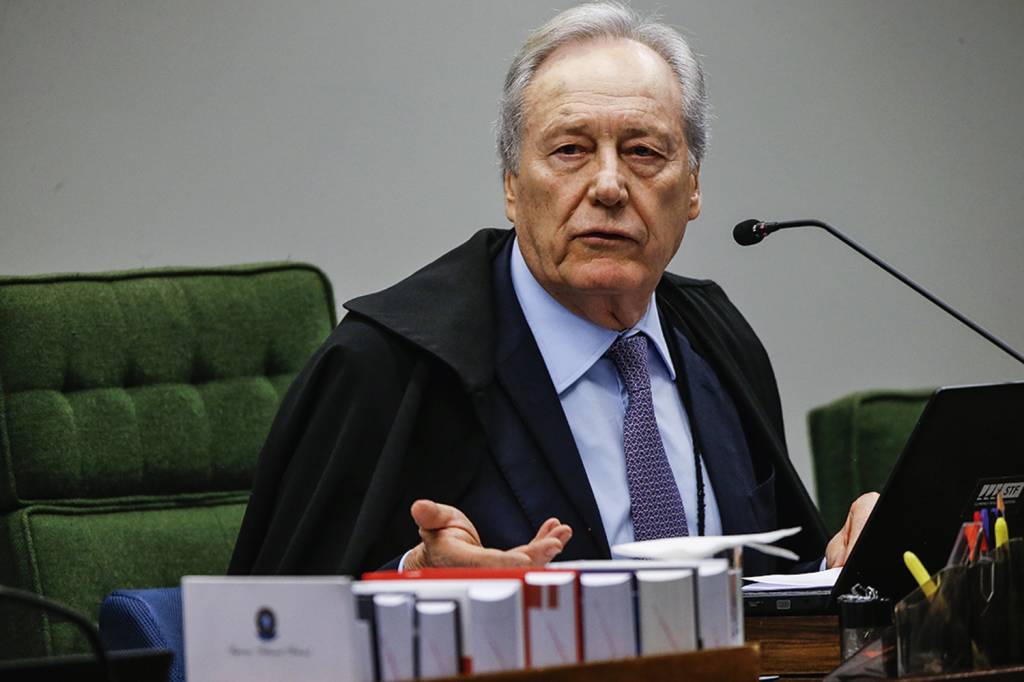 Ricardo-Lewandowski-07.jpg CADÊ A DATA? - Lewandowski: ministro cobra do governo prazo de vacinação -
