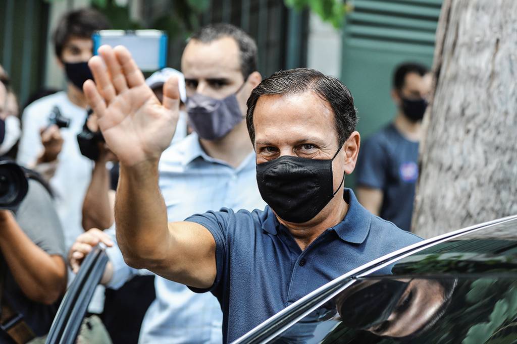 a32654f021ca1bf5c1c67a4cfa6a41d5dd414bf9.jpg ALVO - Doria: o governador teria pedido ao ministro que deixasse o cargo -
