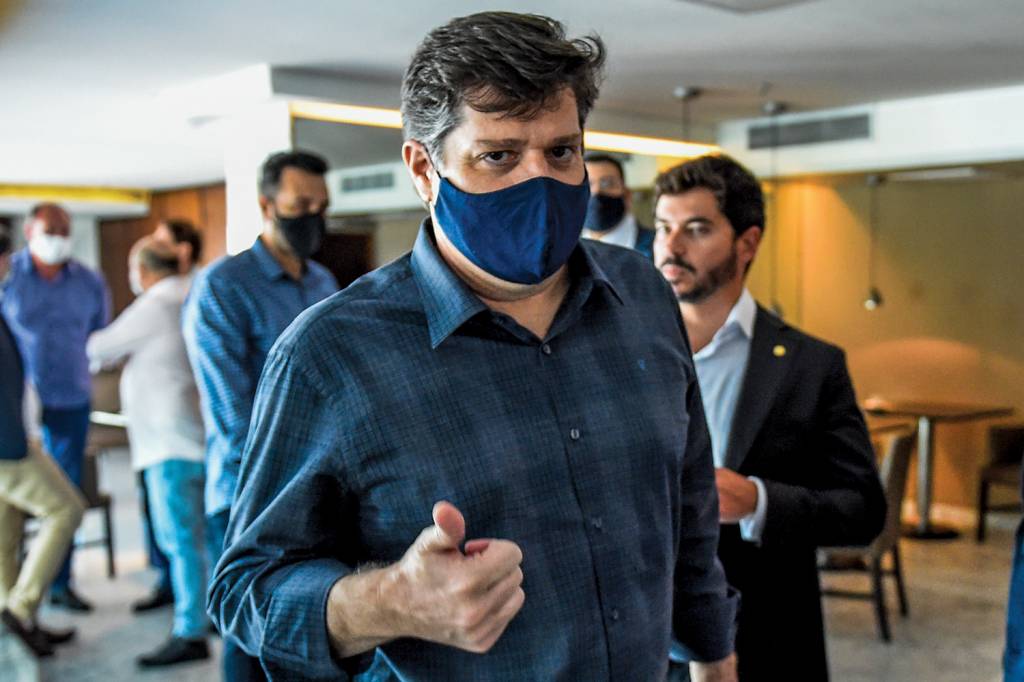 Baleia Rossi e o clima de fim de festa