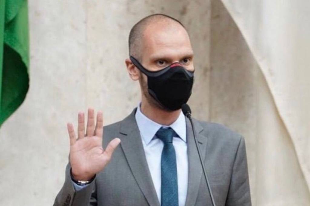 Política não é ‘para intolerantes nem para lacradores’, diz Covas em posse