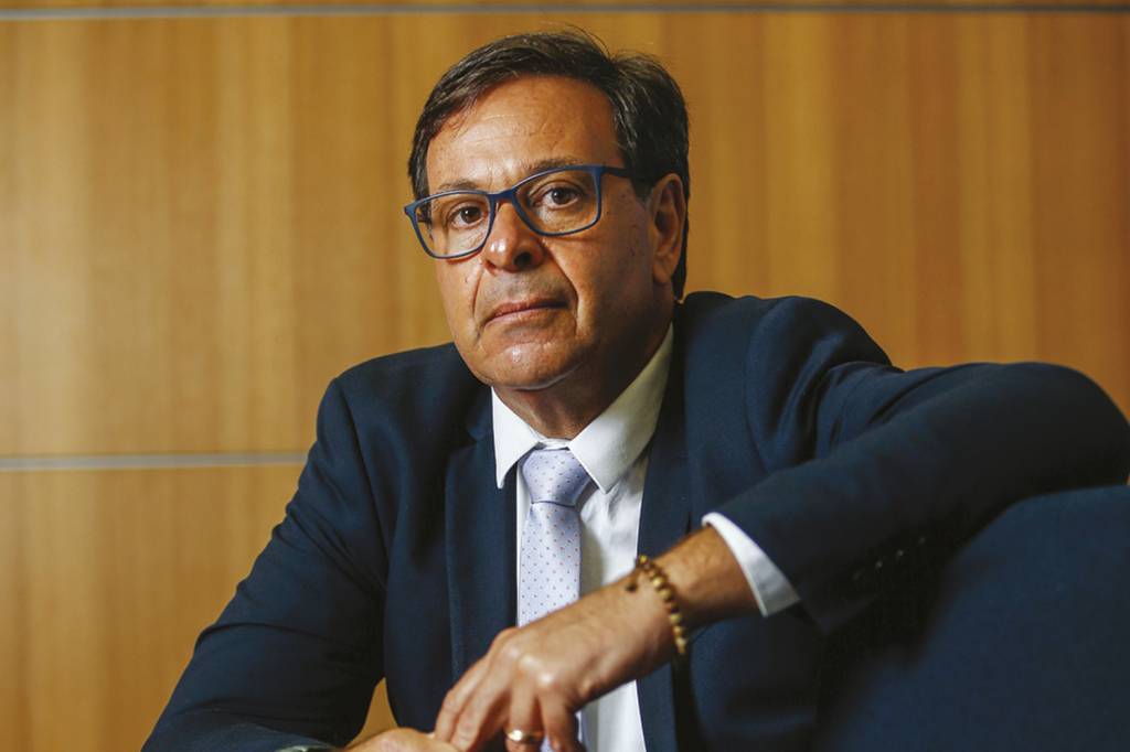 Bolsonaro reforça apoio a Gilson Machado em meio a crise no PL