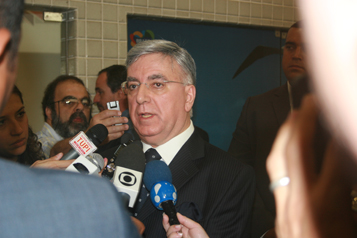 Paulo Espirito Santo é relator e revisor de casos da Lava-Jato do Rio na segunda instância