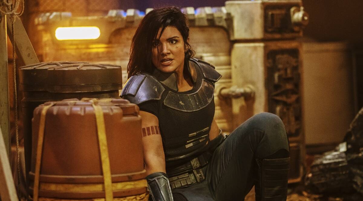 A atriz Gina Carano interpretando a personagem Cara Dune em 'The Mandalorian'