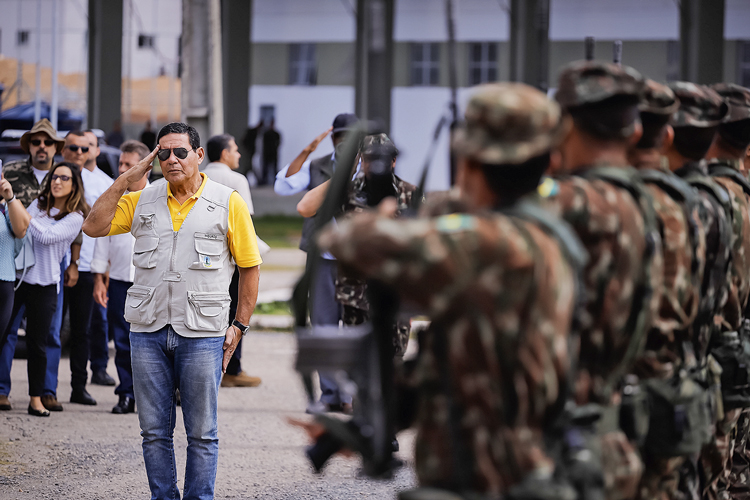 HAMILTON-MOURAO-OPERACAO-ACOLHIDA-PACARAIMA-2020-1-(22).jpg SEM REELEIÇÃO - General Hamilton Mourão: o vice-presidente prepara voo-solo na política em 2022 -