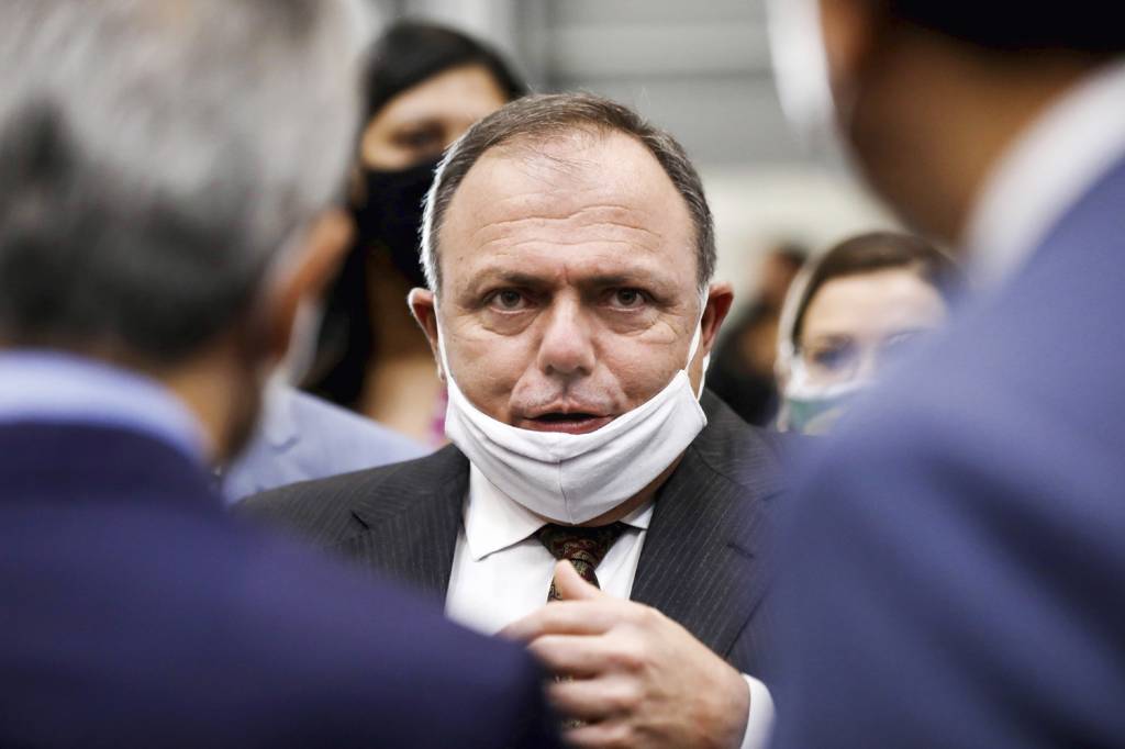 EDUARDO-PAZUELLO—GettyImages-1230656843.jpg HERANÇA - Eduardo Pazuello: gestão marcada pela falta de vacinas e de insumos e trapalhadas de logística -