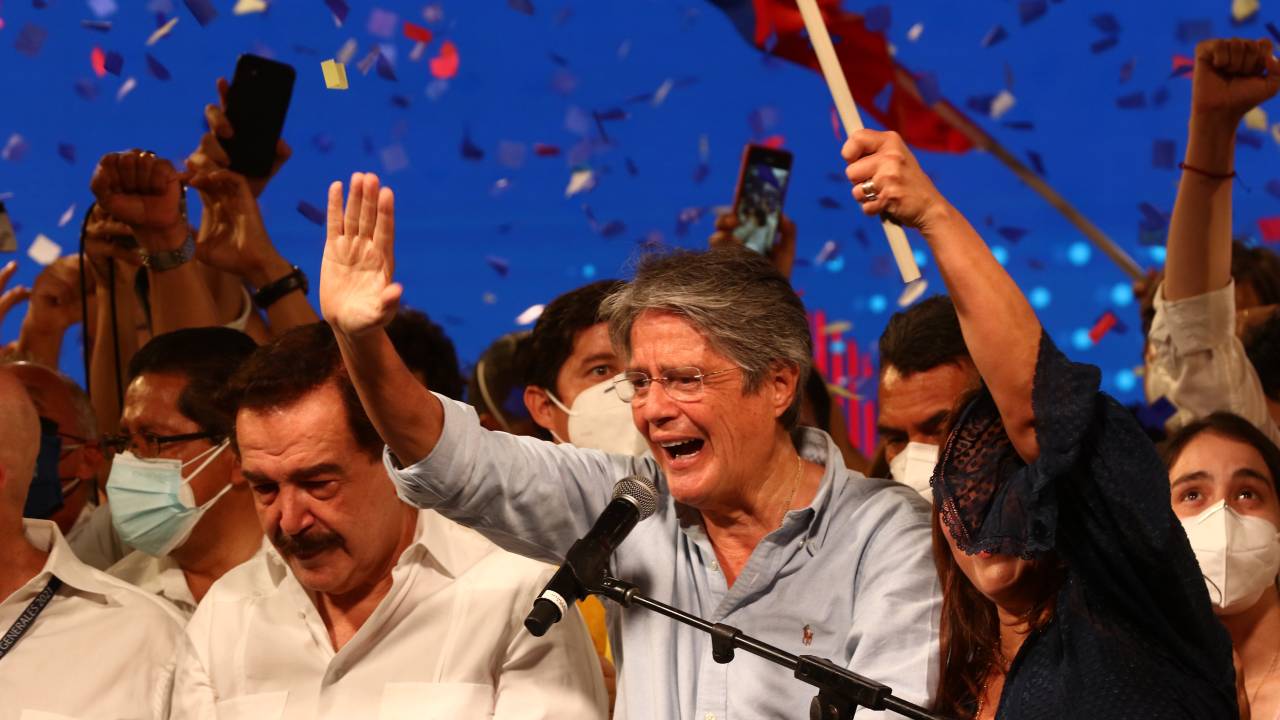 Guillermo Lasso comemora vitória nas eleições presidenciais - 11/04/2021