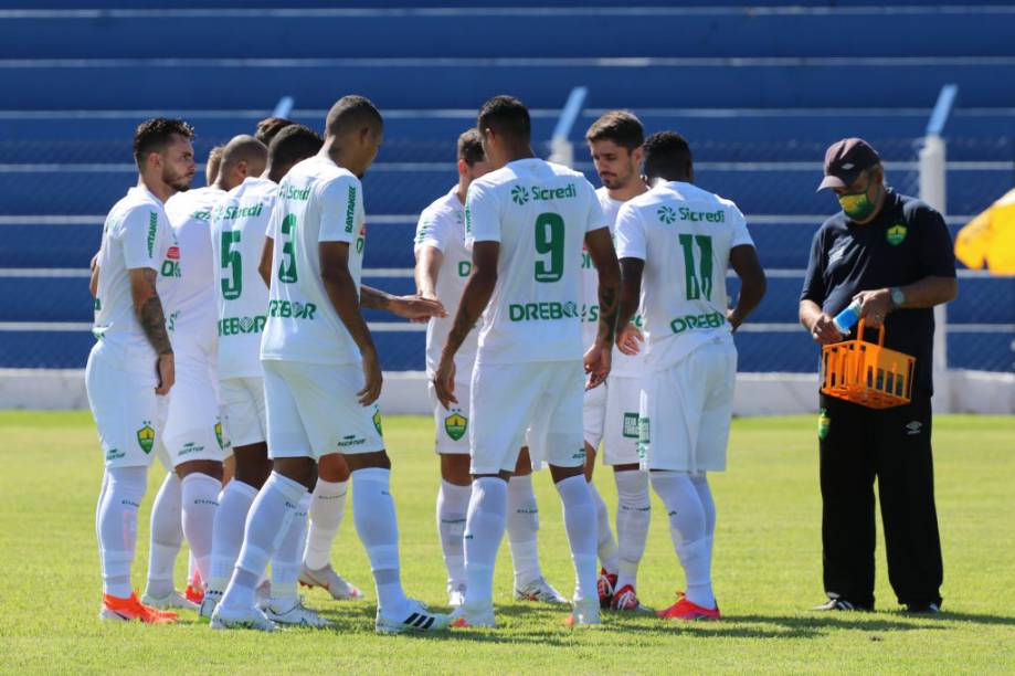 Cuiabá durante partida na temporada atual -