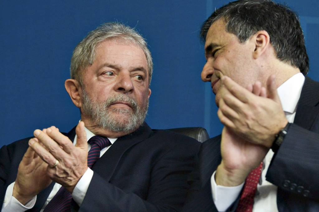 JOSE-EDUARDO-CARDOZO-LULA-2014-003.jpg PT - Lula e Cardozo: choro do ex-presidente e ódio do então Ministro da Justiça -