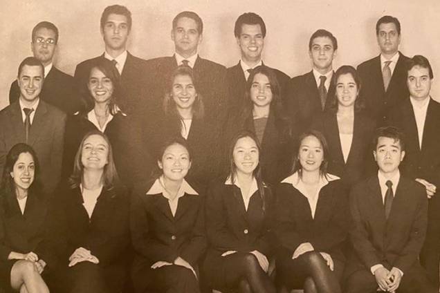 Bruno Covas, em foto com a sua turma do curso de Direito - Bruno Covas, em foto com a sua turma do curso de Direito -