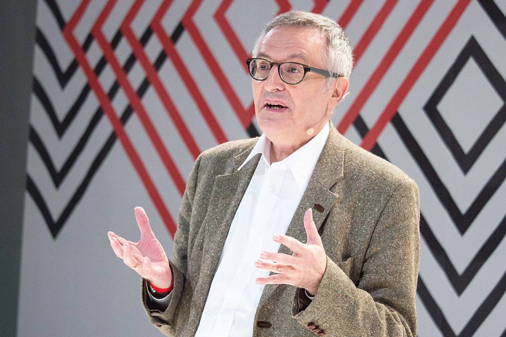 Filósofo inglês John N. Gray examina as facetas do ateísmo em novo livro