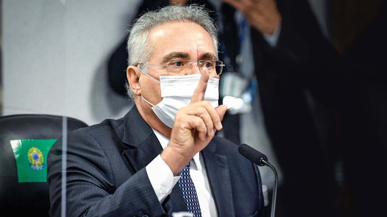 RENAN CALHEIROS, ao responder se pretende incluir o capitão em seu relatório final da CPI da Covid -