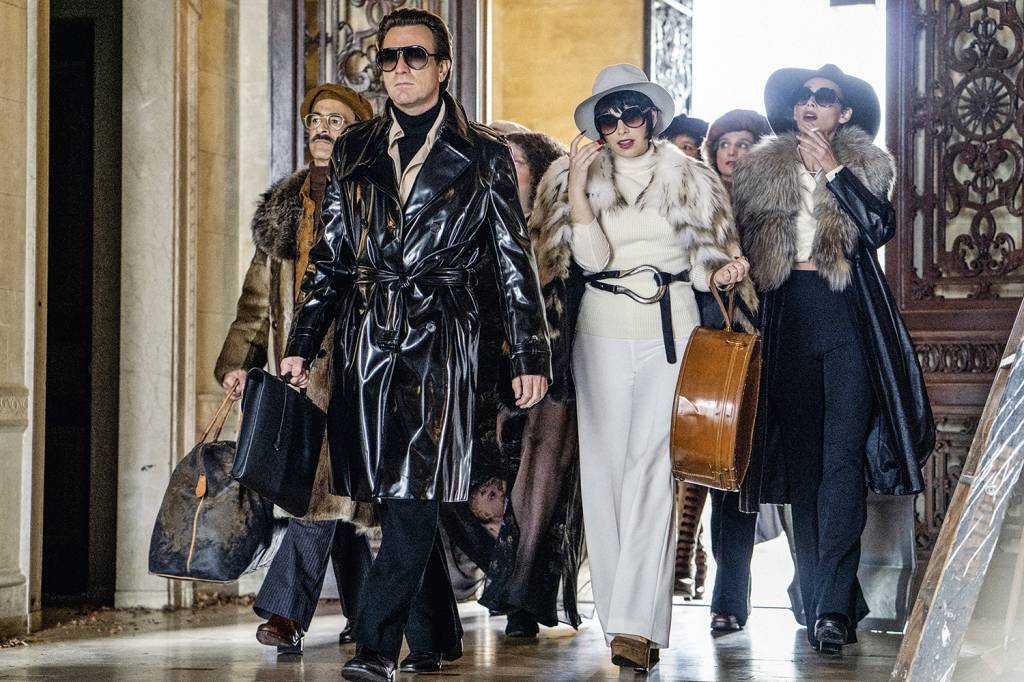 Em Halston, Ryan Murphy narra ascensão e queda de um estilista dos anos 70