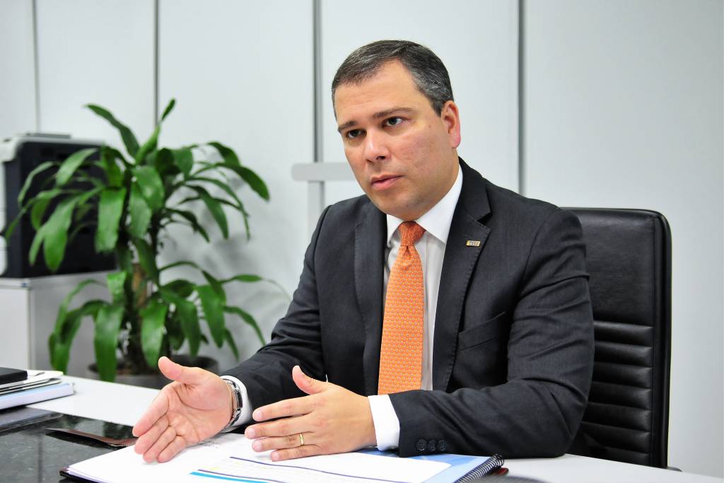 Chefe do BRB cita ‘governador’ em conversa com Daniel Vorcaro