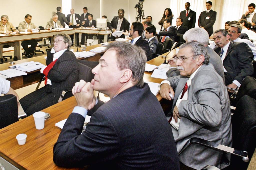 CPI-CORREIROS-2005—673019.jpeg **ATENÇÃO**NÃO REUTILIZAR ESTA IMAGEM, SUJEITO A COBRANÇA POR USO INDEVIDO**FOTO EXCLUSIVA PARA A UTILIZAÇÃO APENAS NA REVISTA VEJA**