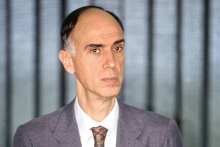 Marco Maciel durante a sanção da Lei de Navegação de Cabotagem, no Palácio do Pl.jpg LEALDADE - O pernambucano: o vice-presidente calmo de FHC, entre 1995 e 2002 -