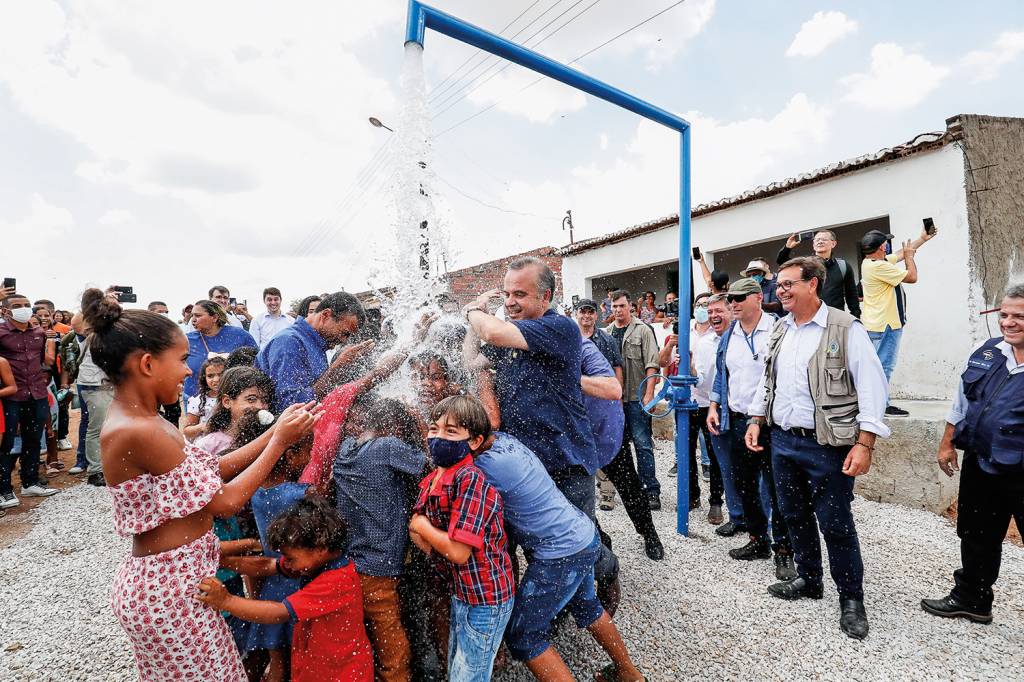 05/11/2020 Inauguração de Sistema de Abastecimento de Água, e PÉ NA ESTRADA - Rogério Marinho: entrega de obras em todo o Nordeste e candidatura ao governo do Rio Grande do Norte -