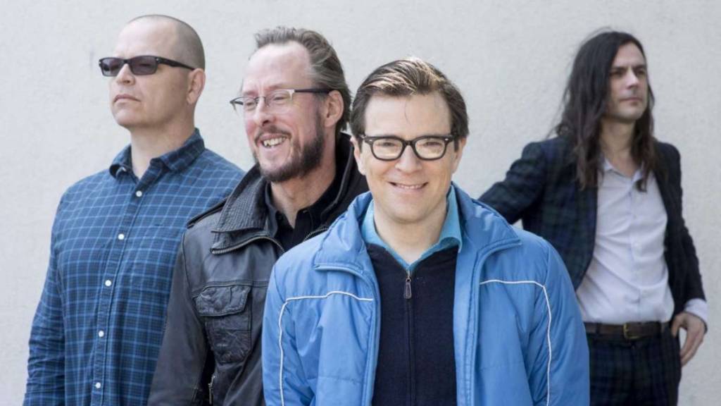 Os detalhes do show de retorno do Weezer ao Brasil
