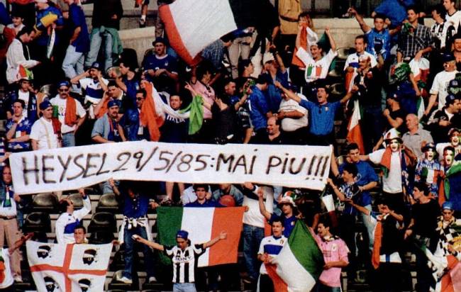 Torcida italiana na Euro 2000 Torcida italiana na Euro 2000