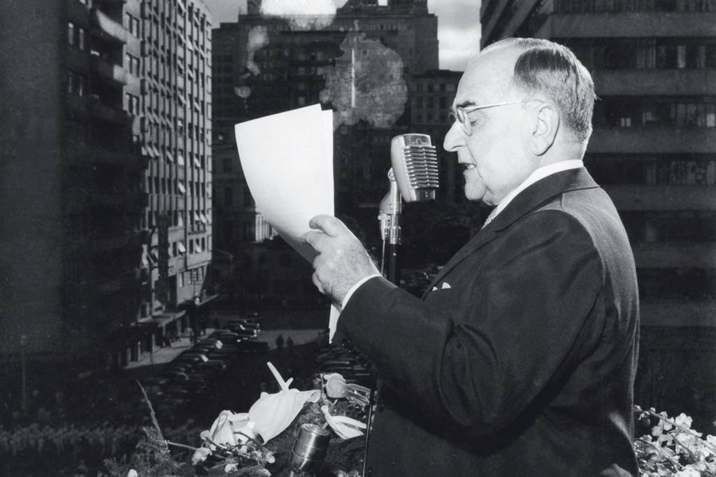 Getúlio Vargas HISTÓRIA - Vargas, criador do Ministério do Trabalho: pasta com viés populista -