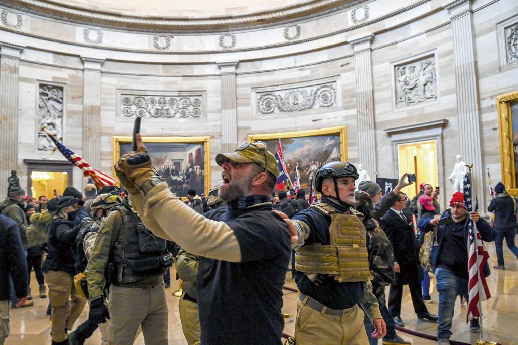 INVASAO-CAPITOLIO—USA-8YA6YK.jpg RASTRO DE ÓDIO - Invasão do Capitólio, em janeiro passado: o radicalismo pró-Trump gestado pelos algoritmos das redes -