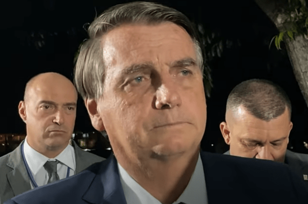 Bolsonaro ‘passa bem e permanece evoluindo satisfatoriamente’
