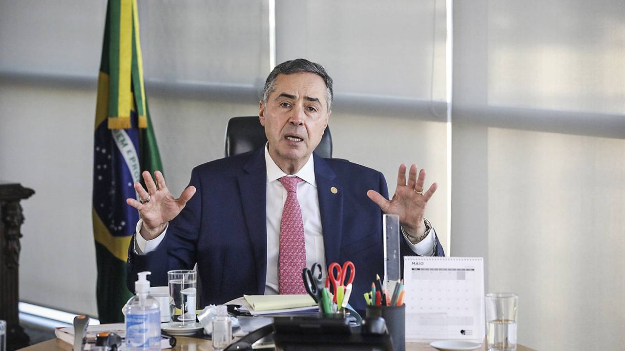 CRUCIAL - Barroso: corpo a corpo com deputados sobre urnas eletrônicas -