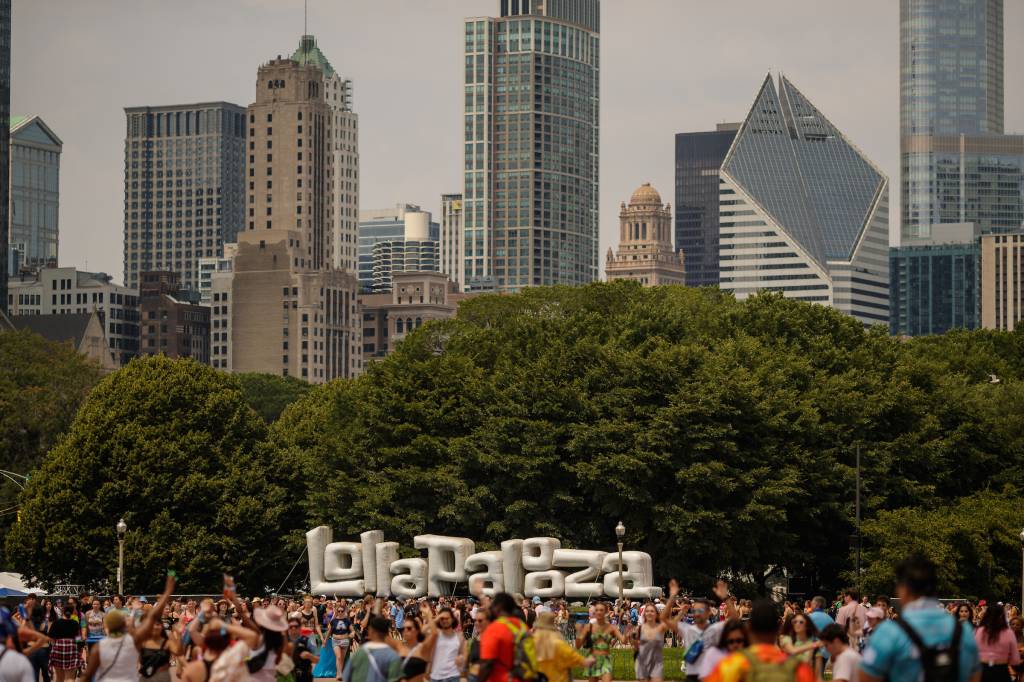 Em Chicago, Lollapalooza registra mais de 200 casos de Covid-19