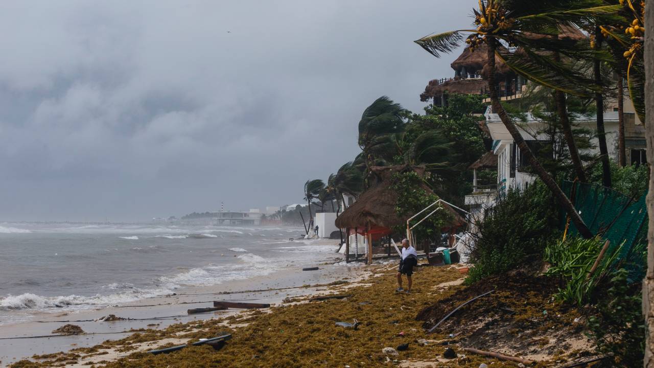 Furacão Grace: fenômeno que já tinha causado estragos na região de Quintana Roo provocou mortes neste sábado