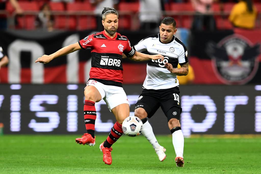 Empresa de apostas fecha contrato milionário com TV Conmebol, da Claro