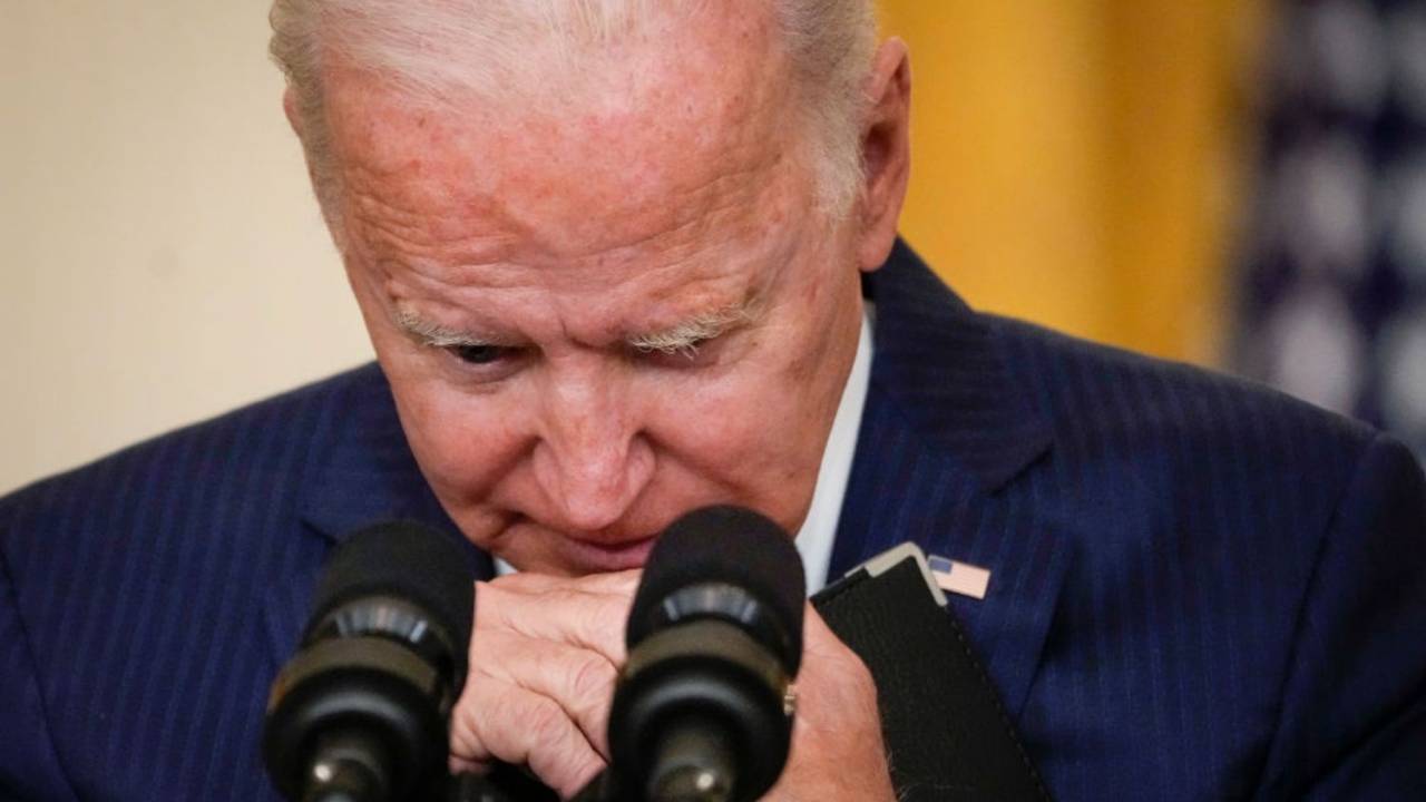 O presidente dos Estados Unidos, Joe Biden, fala sobre a situação no Afeganistão na Casa Branca