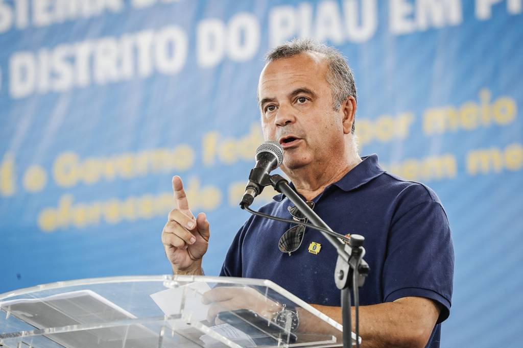 ROGERIO-MARINHO-PIRANHAS-ALAGOAS-2020-1-(25).jpg APOIO - Rogério Marinho: braço direito de Bolsonaro,