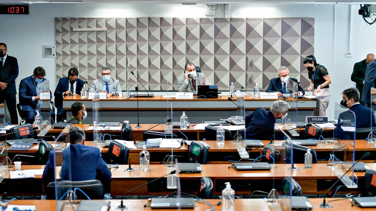 EM CÍRCULOS - Comissão: depoimentos esvaziados e que não têm acrescentado informações relevantes às investigações -