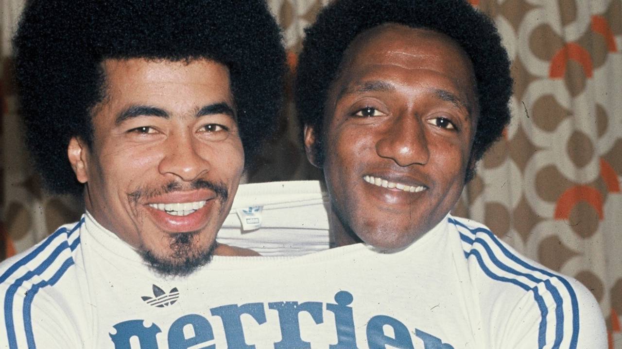 Jairzinho e Caju, no Olympique de Marselha; 'Furacão' está internado com Covid