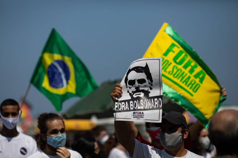 Protesto contra Bolsonaro em Copacabana, no Rio de Janeiro Protesto contra Bolsonaro em Copacabana, no Rio de Janeiro