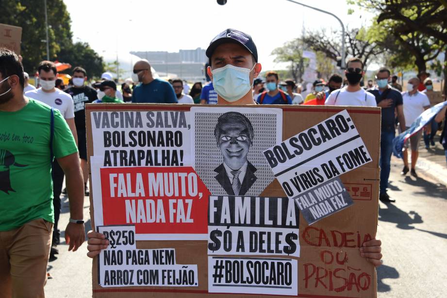 Protesto contra o presidente Jair Bolsonaro, em Brasília - Protesto contra o presidente Jair Bolsonaro, em Brasília -