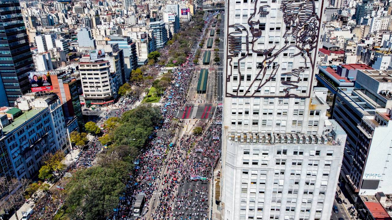 INSATISFAÇÃO - Protesto em Buenos Aires: governo impopular -