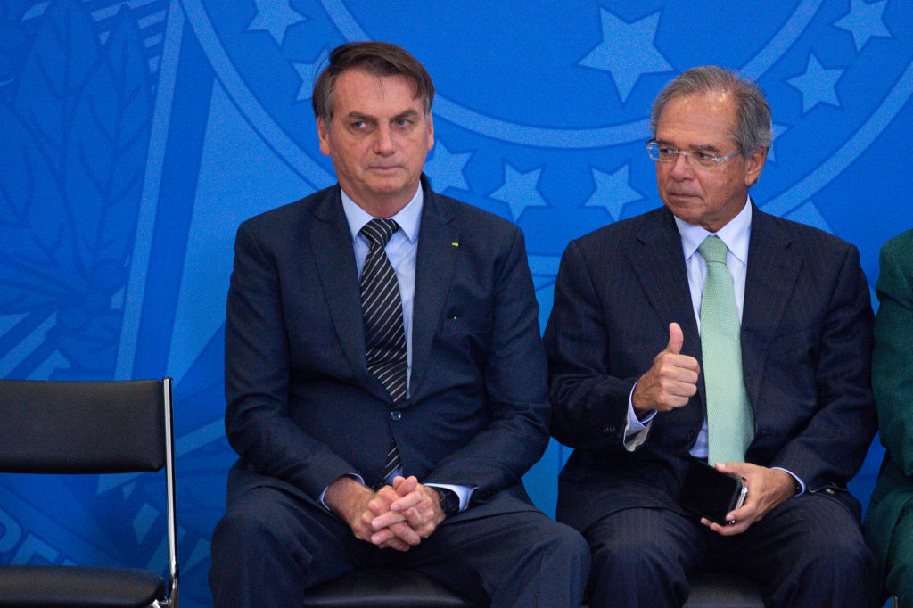 O “liberal” Paulo Guedes apela para o congelamento de preços