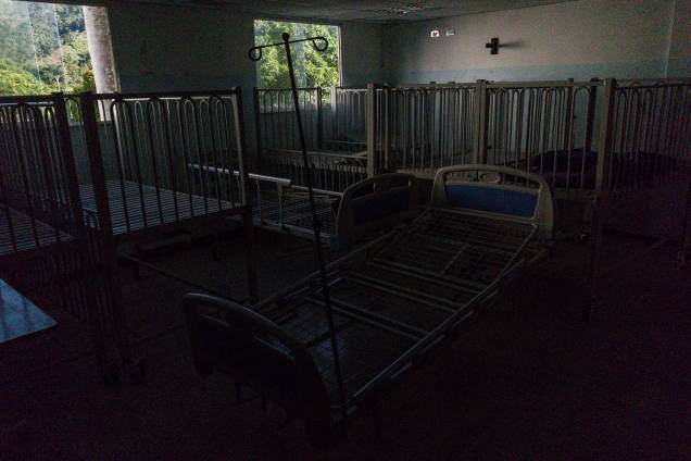 Leitos hospitalares desativados no prédio de pediatria do Hospital El Algodonal, em Caracas - Leitos hospitalares desativados no prédio de pediatria do Hospital El Algodonal, em Caracas -