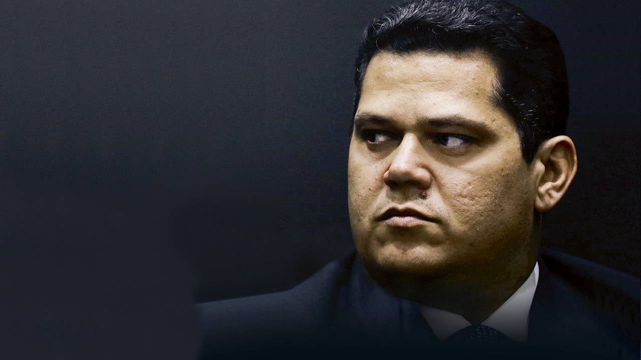 ENCRENCA - Davi Alcolumbre: ex-funcionária diz que combinou pessoalmente com o senador os detalhes da fraude -