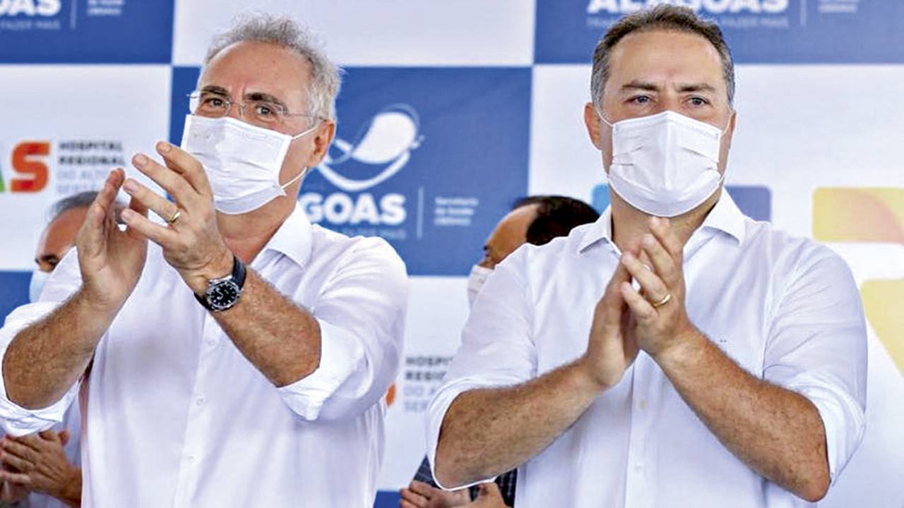 EM FAMÍLIA - Renan pai e Renan filho: o governador quer o Senado, mas estuda o xadrez político local -